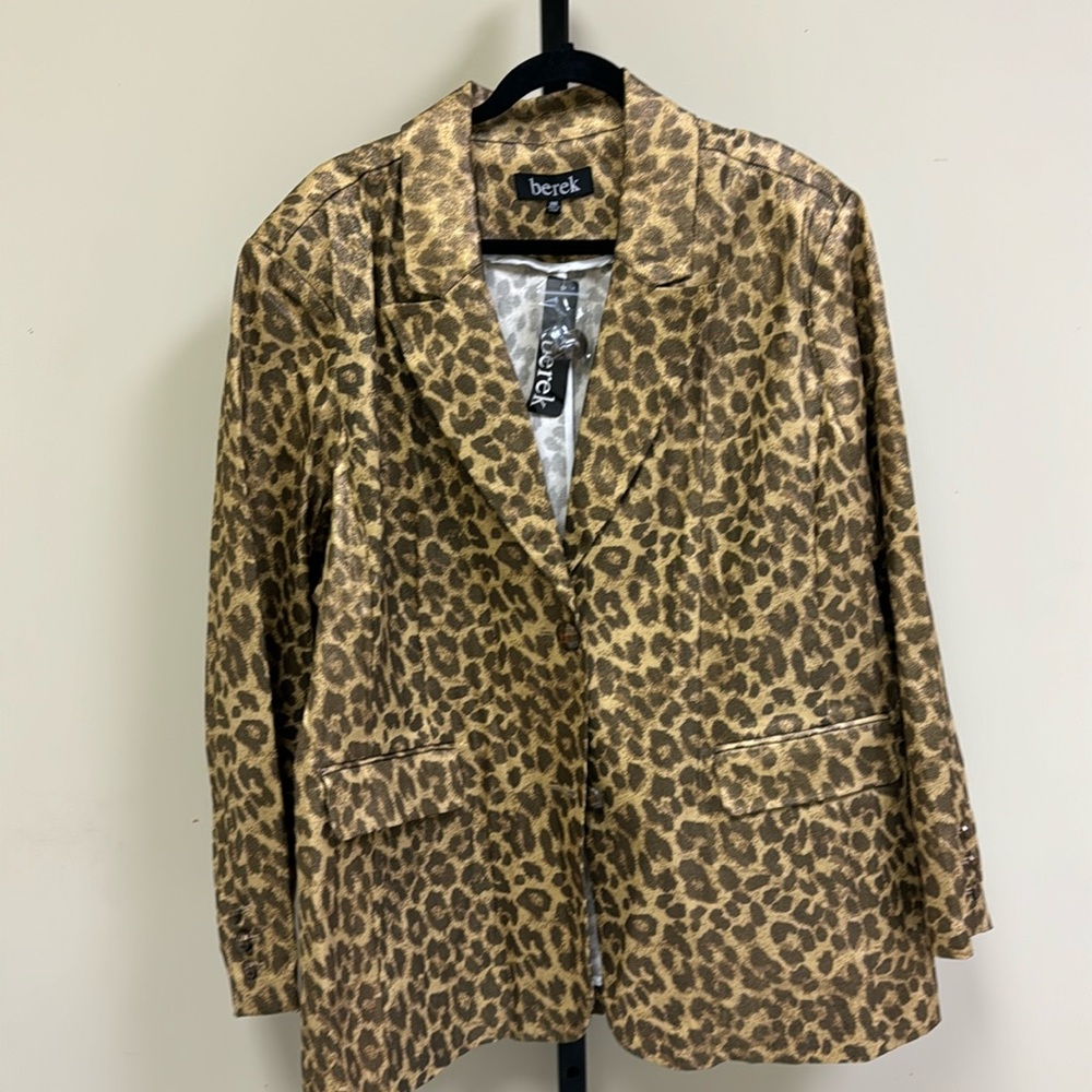 Plus size Berek gold lame’ animal print blazer